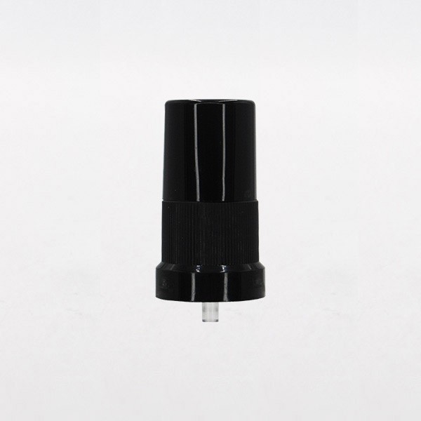 Pompe spray noire DIN18 modèle APTAR avec capot noir